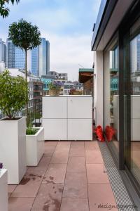 Terrassenschränke @win nach Maß auf einer Dachterrasse im Zentrum  Frankfurt am Main